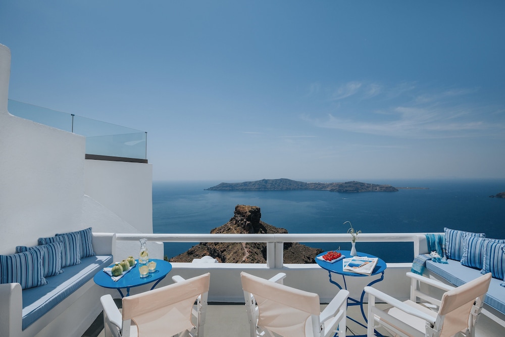 Apartment with Caldera View (4 Adults) - Photo 8