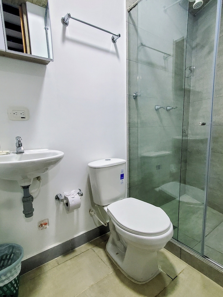 City Room photo 2