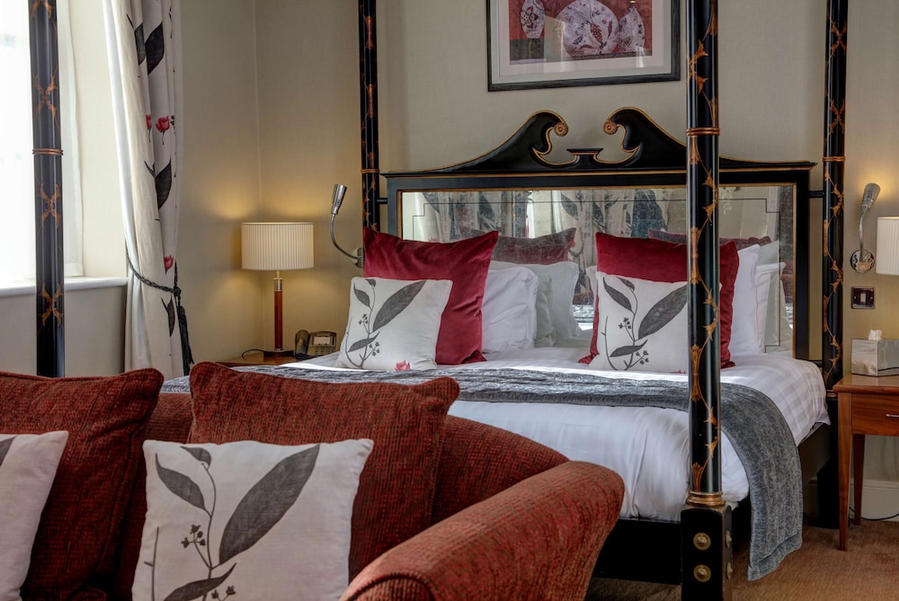 Suite, 1 King Bed, Non Smoking (Four Poster Bed) - Photo 3