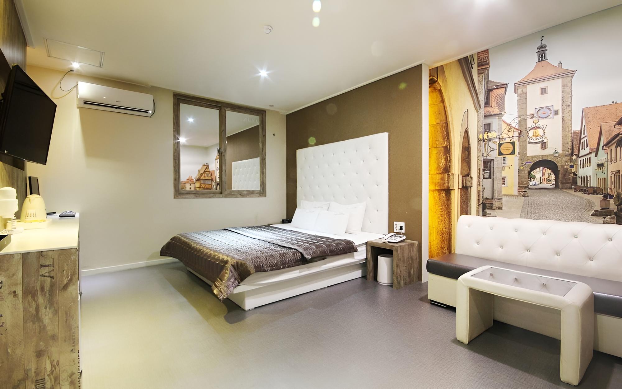 Room (First-come-first-served 15 nights (St) photo 1
