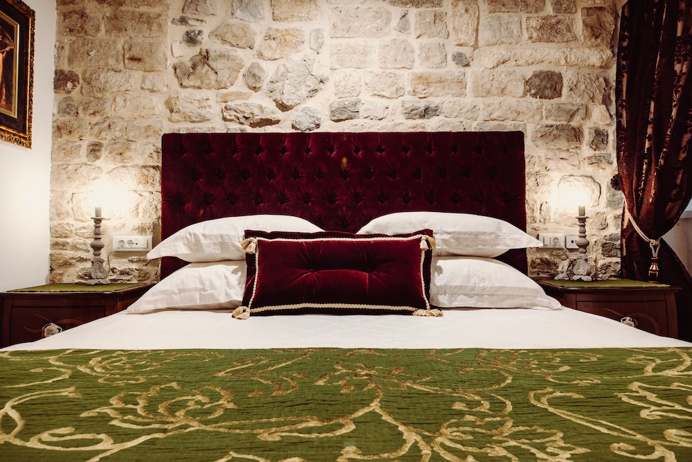 Luxury Suite Augusti- Main building photo 3