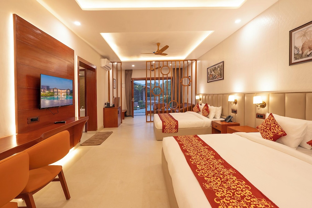 Family Studio Suite, Garden View