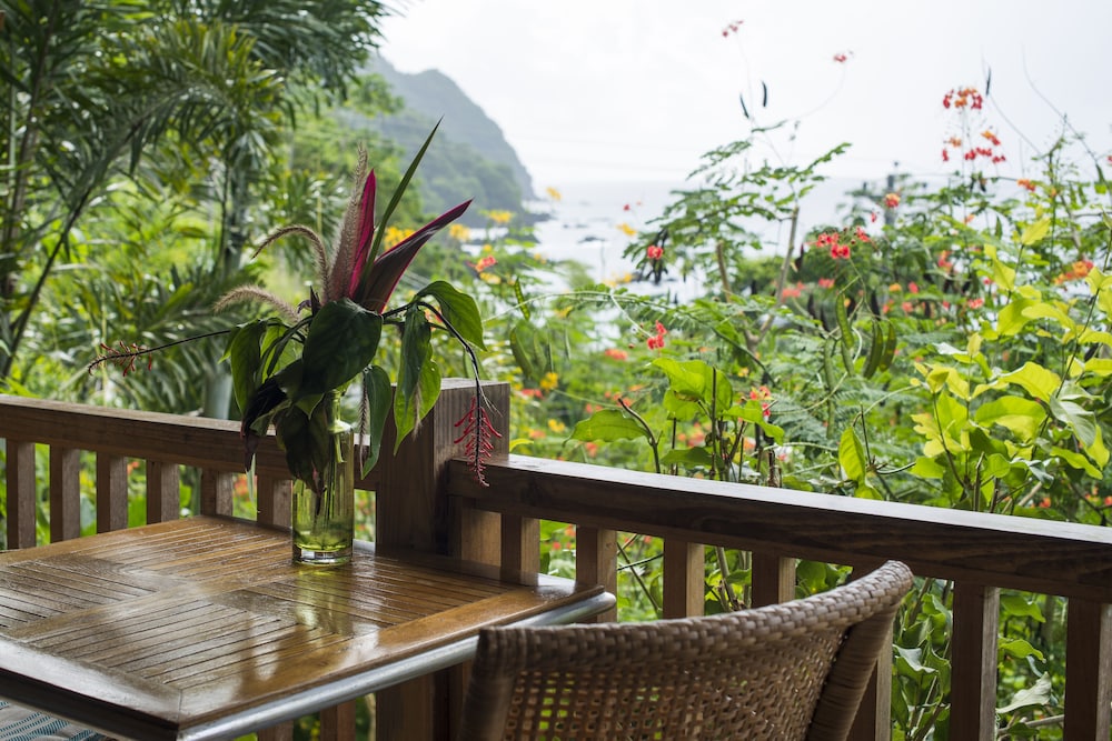 Standard Suite, 1 Bedroom, Kitchen, Ocean View (Tamarind) photo 3