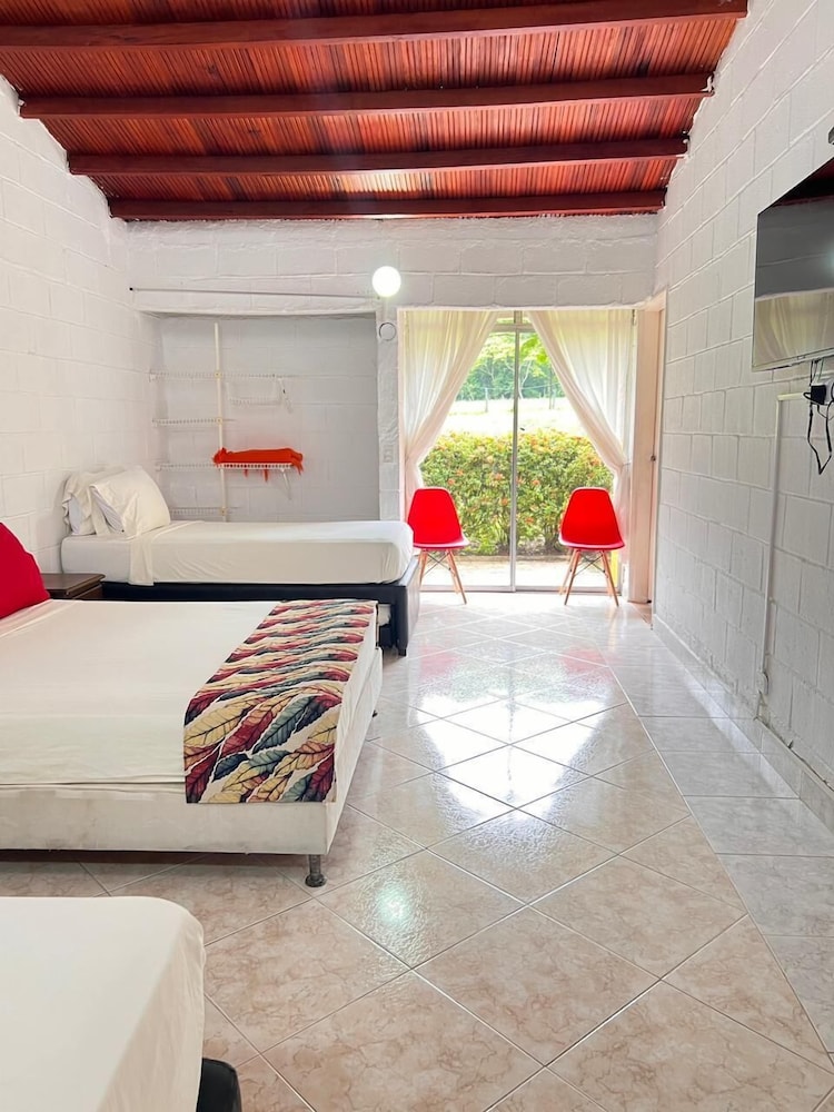 Family Triple Room, Multiple Beds photo 2