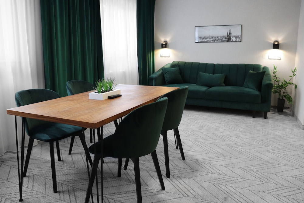 Premium Studio Suite, 1 King Bed