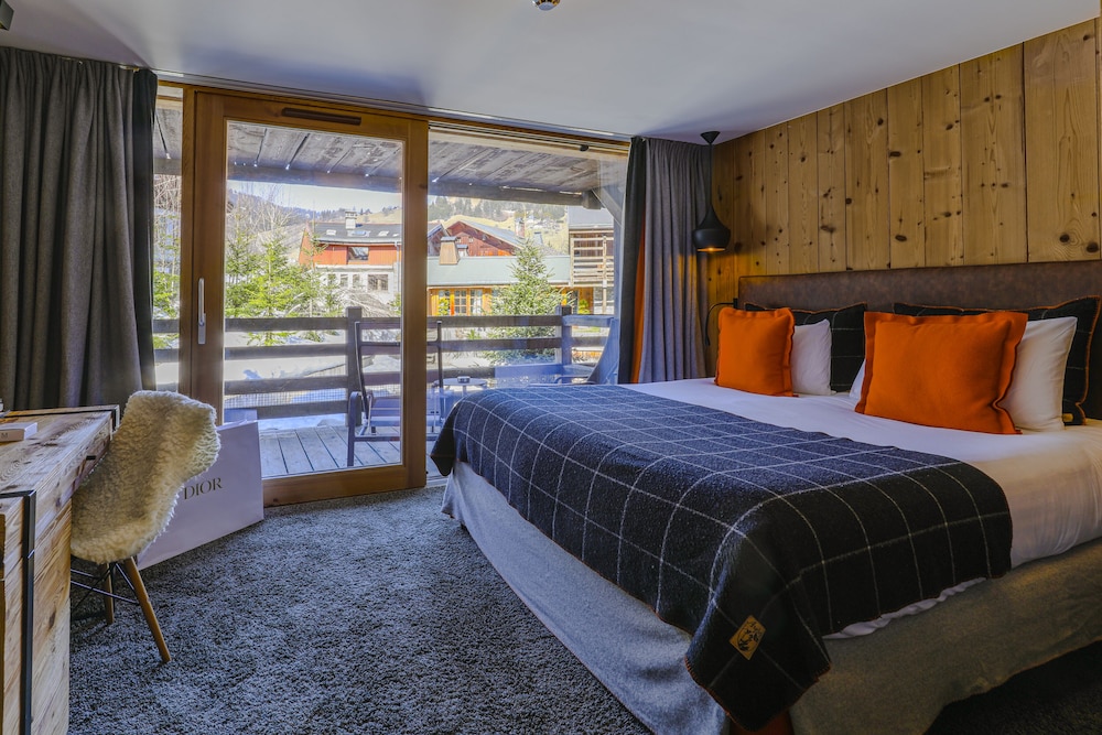 Deluxe Suite - Photo 11