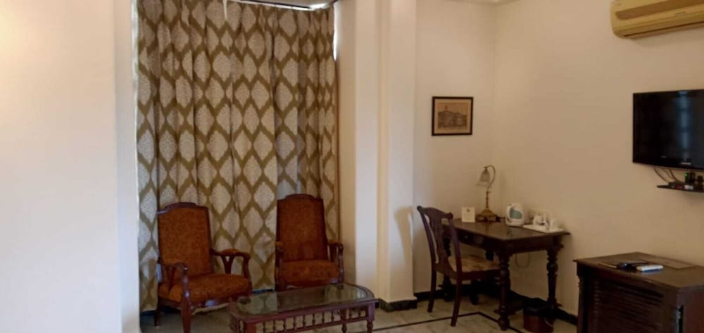 Suite Room