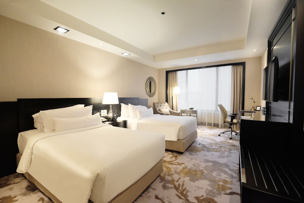 Premier Room (Free Minibar) - Photo 3