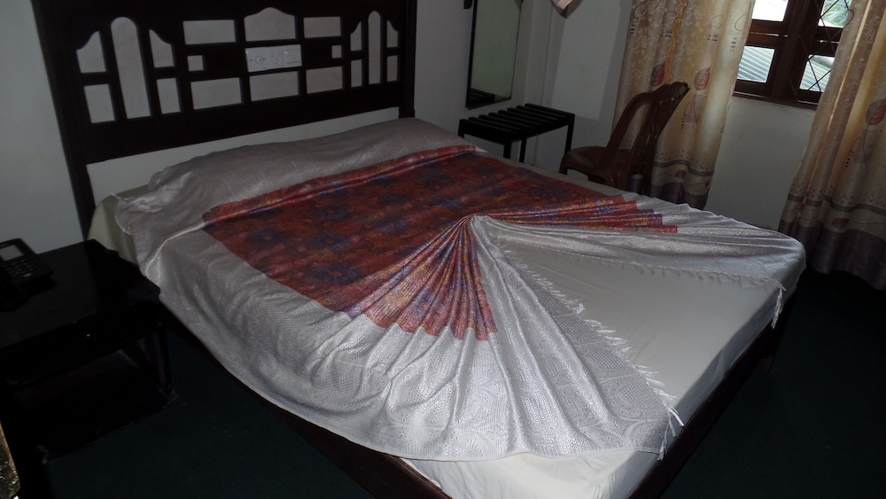 Basic Double Room Single Use, 1 Bedroom, Non Smoking photo 1