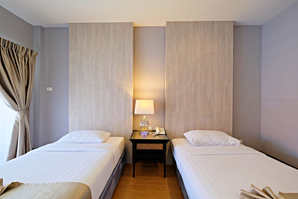 Superior Room, 2 Twin Beds - Photo 3