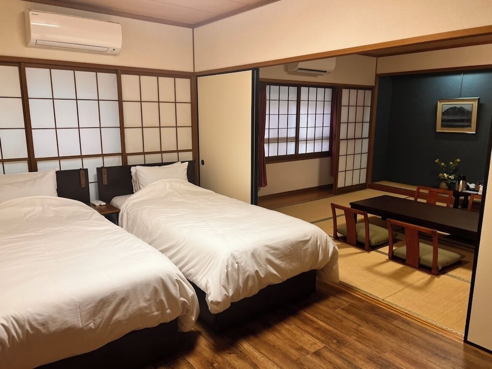 Standard Room photo 2