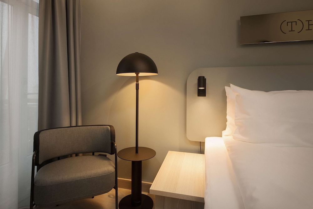 Economy Twin Room - Photo 2