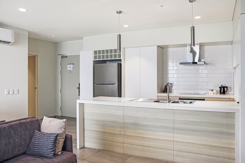 Suite, 2 Queen Beds, Harbor View (High Floor) - Photo 12