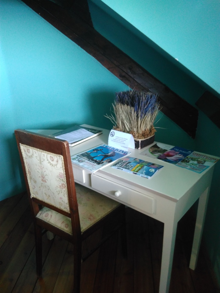 Family Quadruple Room, Ensuite, Tower photo 2