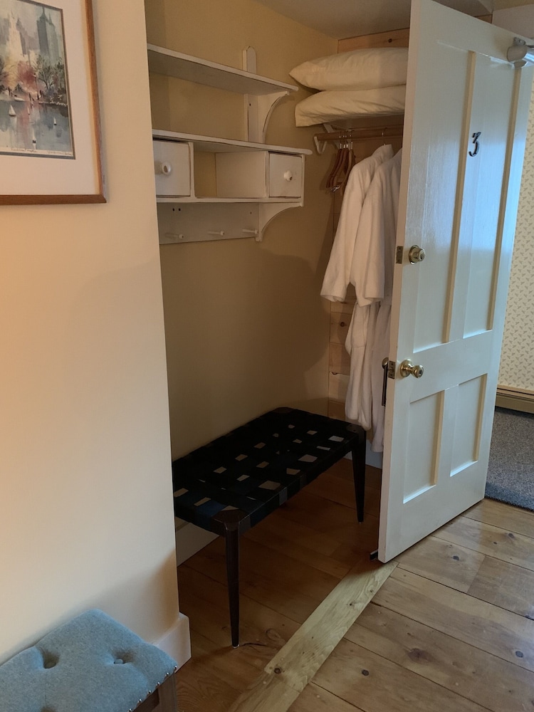 Standard Double Room, Ensuite (Room 3) photo 3