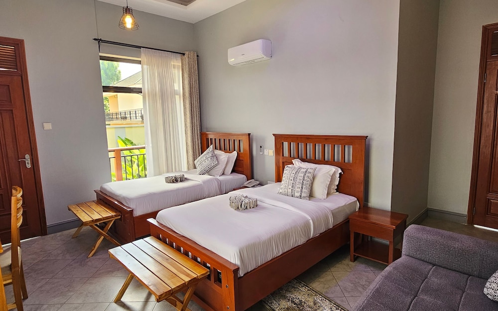 Comfort Twin Room photo 2