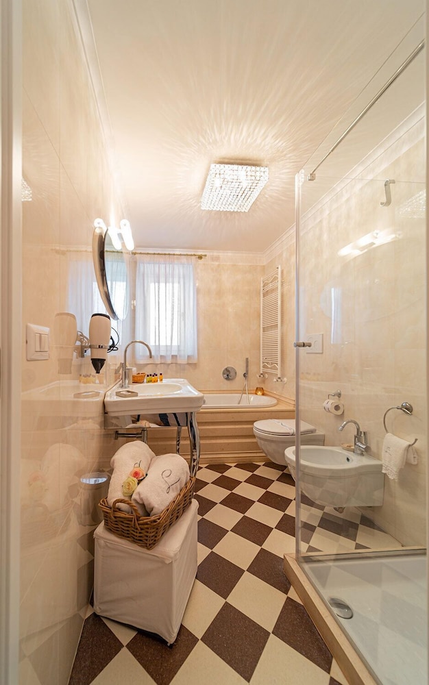 Superior Room, 1 Bedroom, Private Bathroom (Villino) photo 3