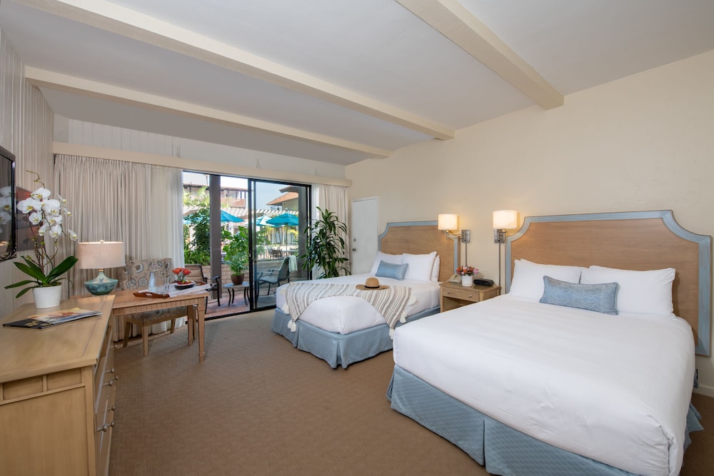 Standard Room, 2 Queen Beds (Garden Patio Two Queen Beds) - Photo 1