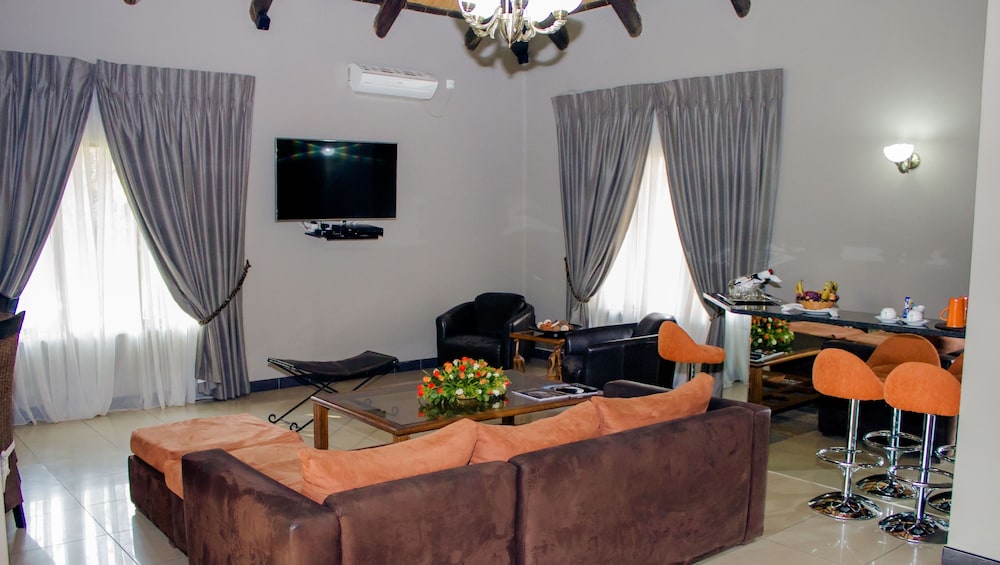 Deluxe Suite, 1 King Bed photo 1
