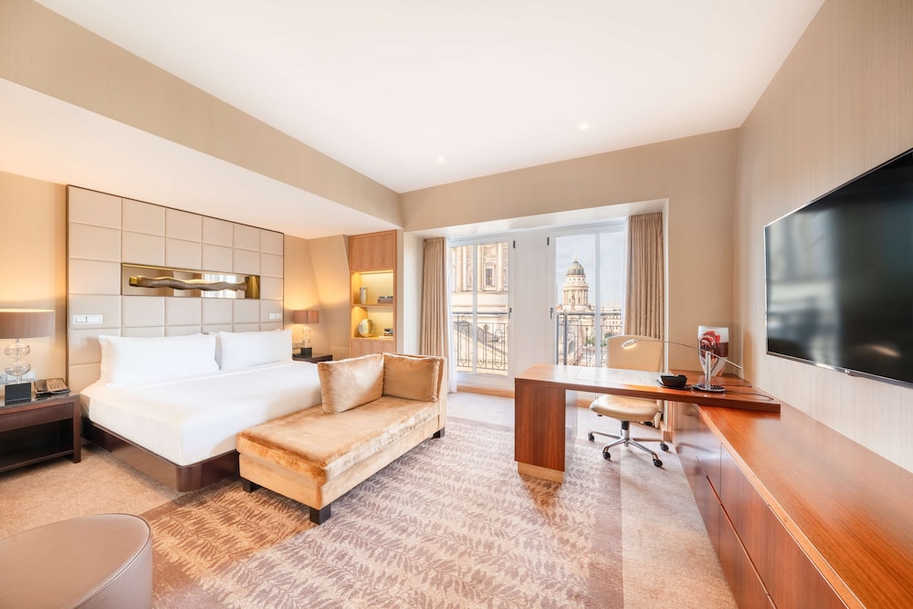 Presidential Suite, 1 King Bed (Dome View, Lounge Access)