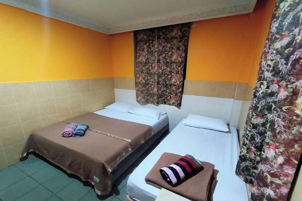 Triple Room with Window KLCC VIEW (501)