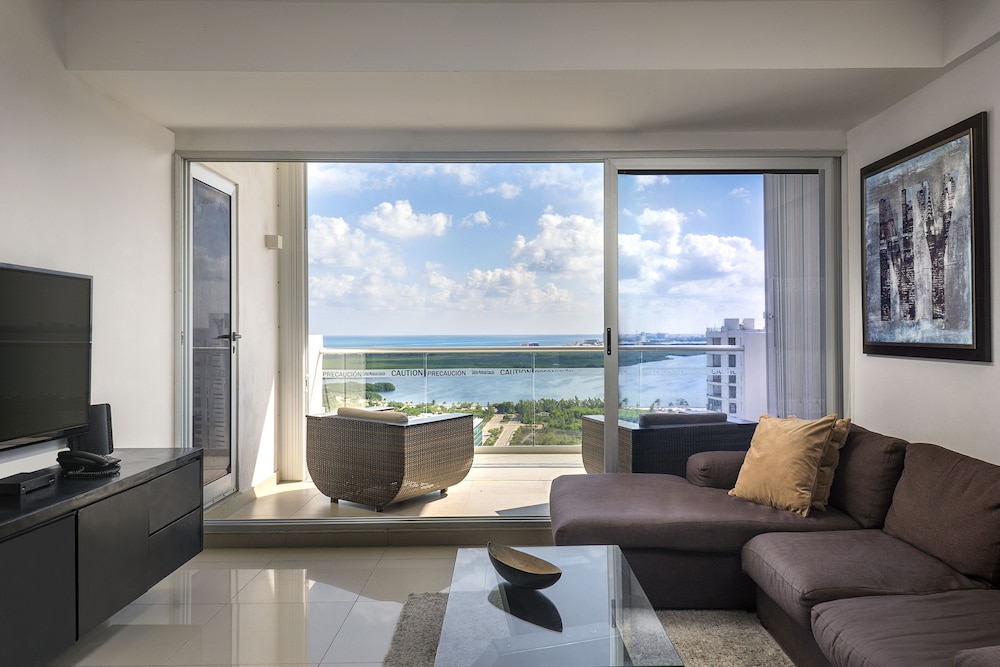 Deluxe Suite, 1 Bedroom, Kitchen, Sea View photo 1