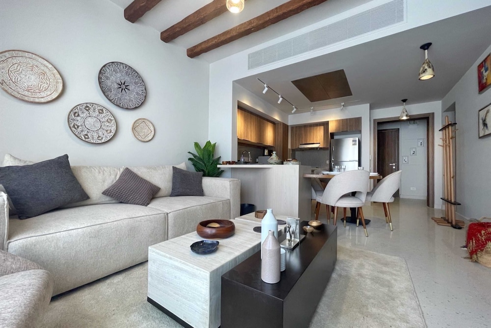 Basic Apartment photo 1