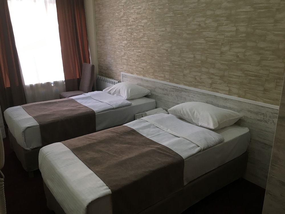 Standard Double or Twin Room, 1 Bedroom photo 2