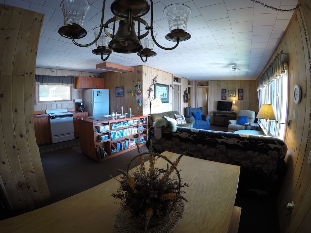 Cabin, 3 Bedrooms, Lake View (Aspen) photo 3