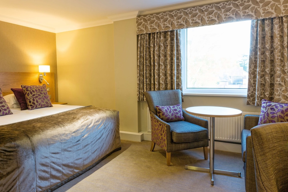 Deluxe Room, 1 King Bed, Non Smoking (Converts To 2 Twin Beds) photo 1