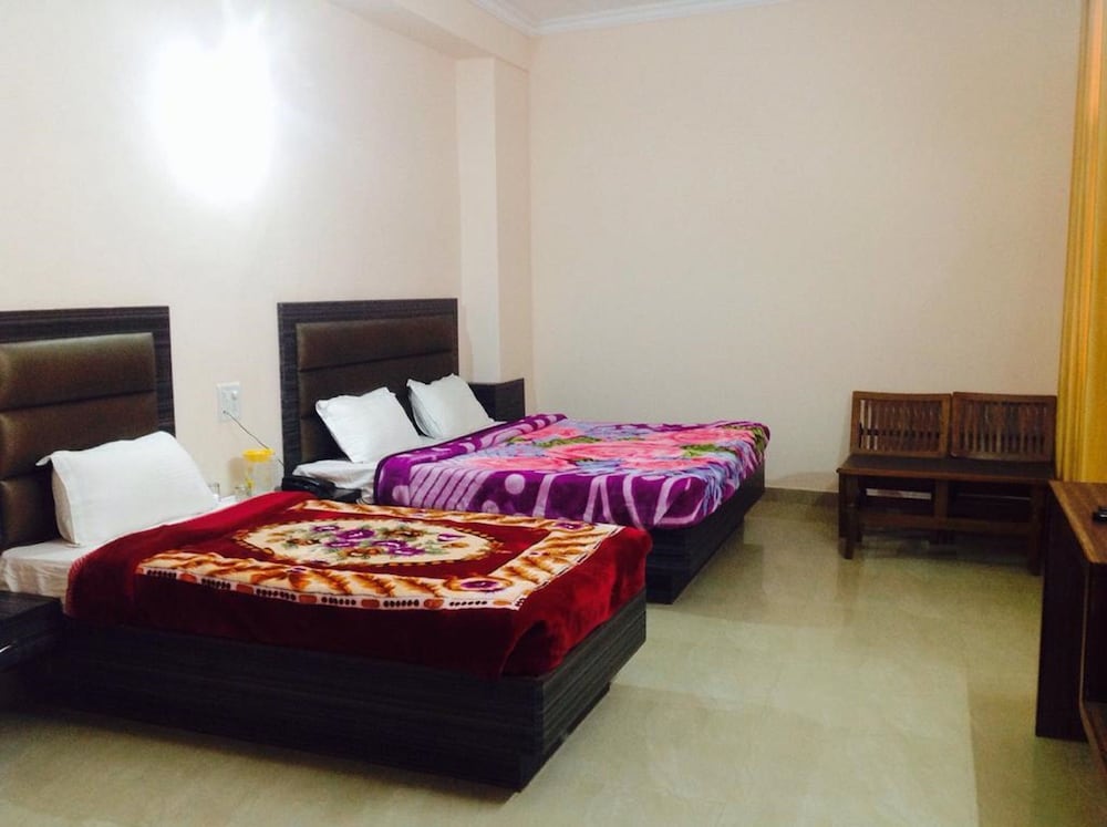 Quadruple Room, 2 Double Beds, Non Smoking photo 1