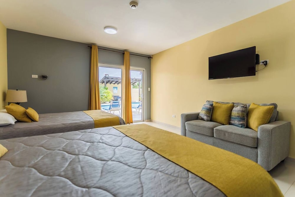 Habitación Doble Económica, 2 Camas Queen