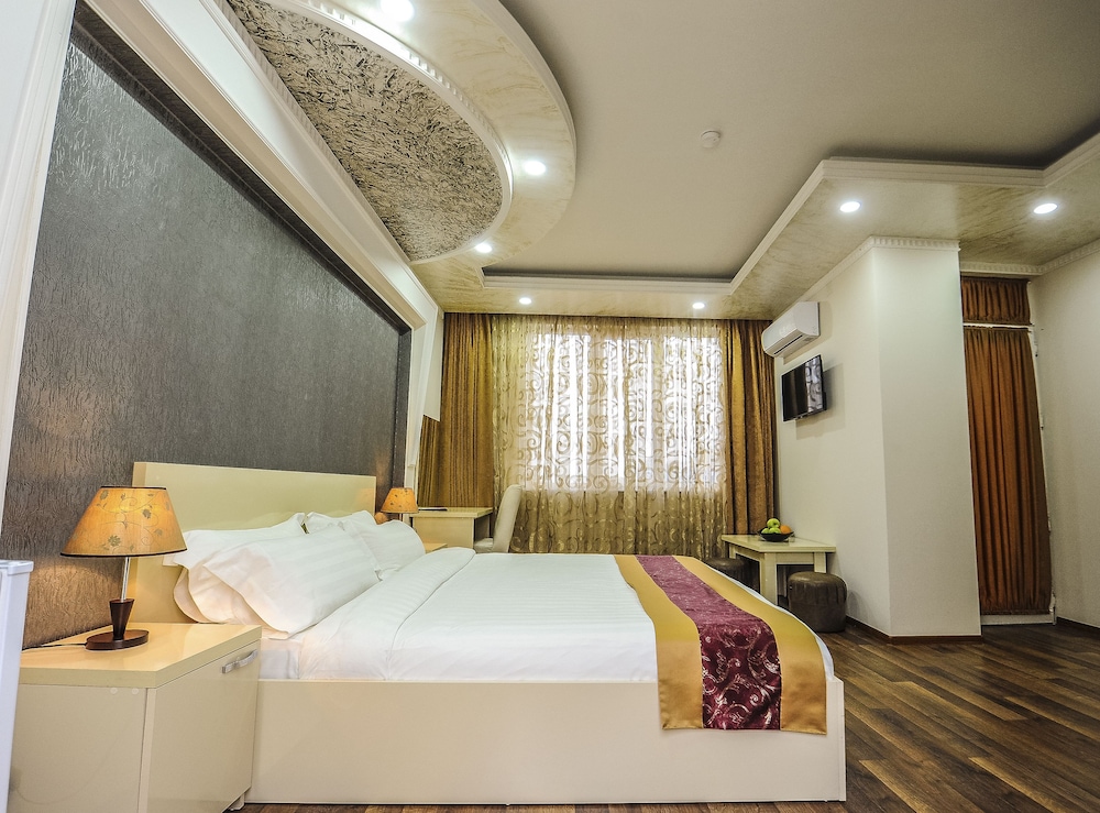 Standard Double or Twin Room photo 3