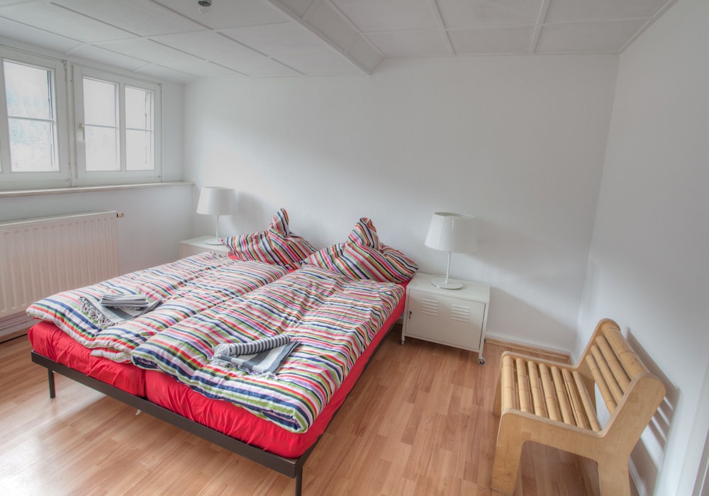 Basic Double Room, 1 Double Bed, Non Smoking photo 1