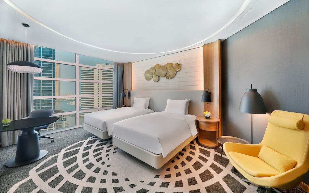 Two Double Beds Deluxe Room thumbnail 5
