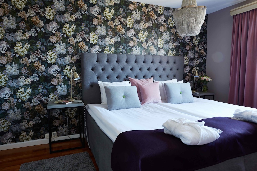 Suite photo 1