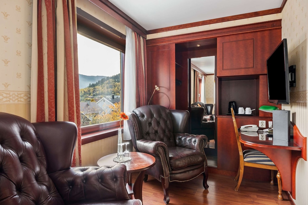Economy Room, 2 Twin Beds, Non Smoking