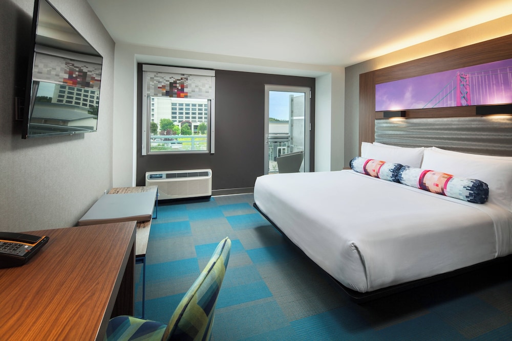 Room, 1 King Bed (Patio) - Photo 3