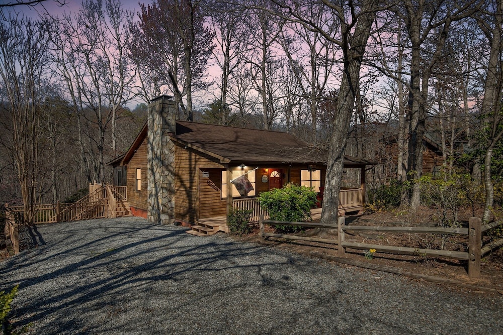 Cabin, 2 Bedrooms photo 2