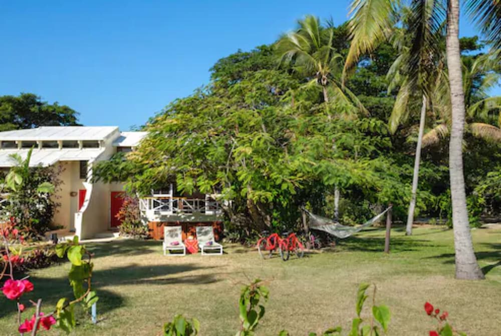 Villa, 2 Bedrooms, Garden Area photo 9