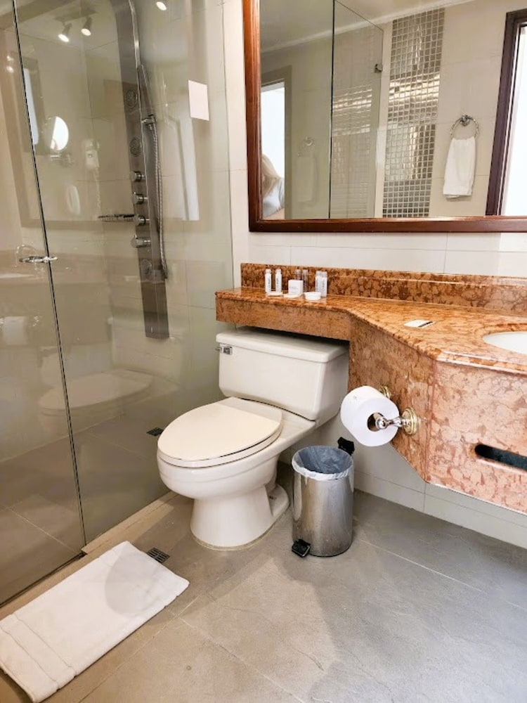 Penthouse, Hot Tub - Photo 11