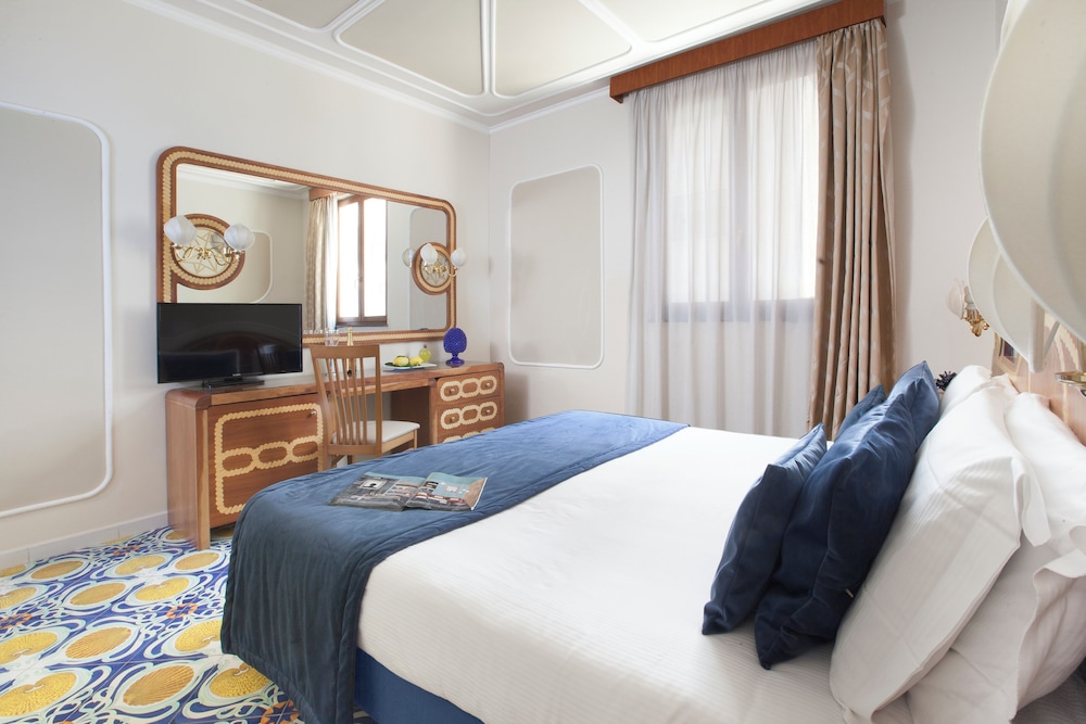 Standard Double Room - Photo 1