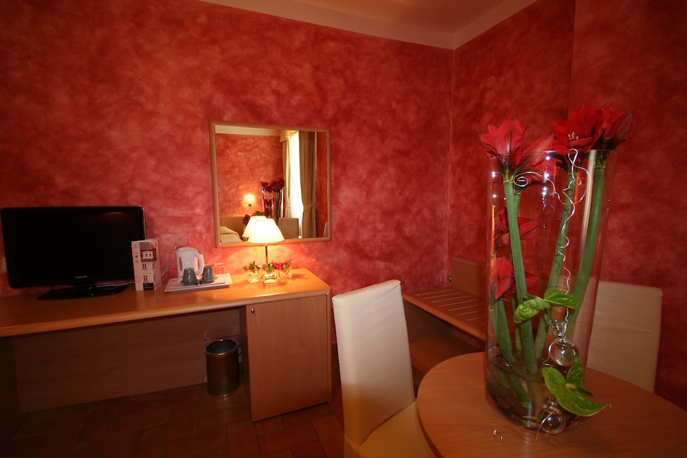 Triple Room - Photo 6