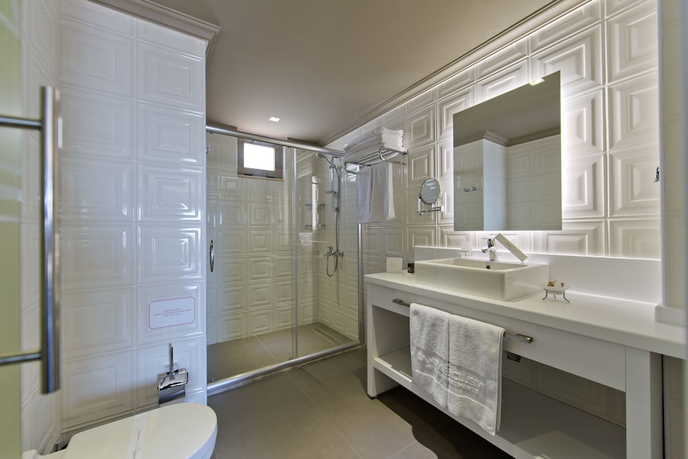 Exclusive Suite, 2 Bedrooms, Kitchen, Sea View photo 2