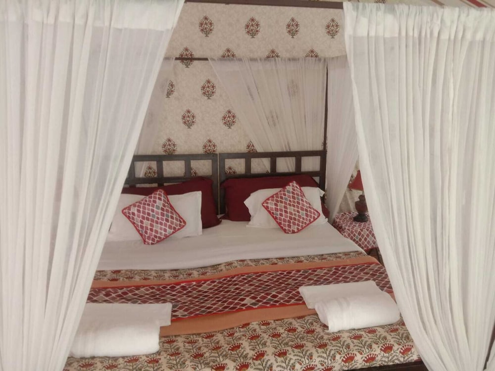 Luxury Tent, Garden View