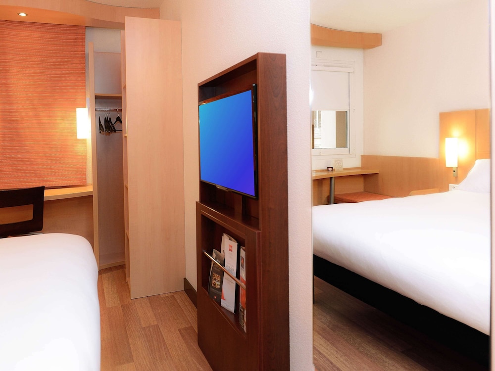 Room, 1 Double Bed - Photo 7
