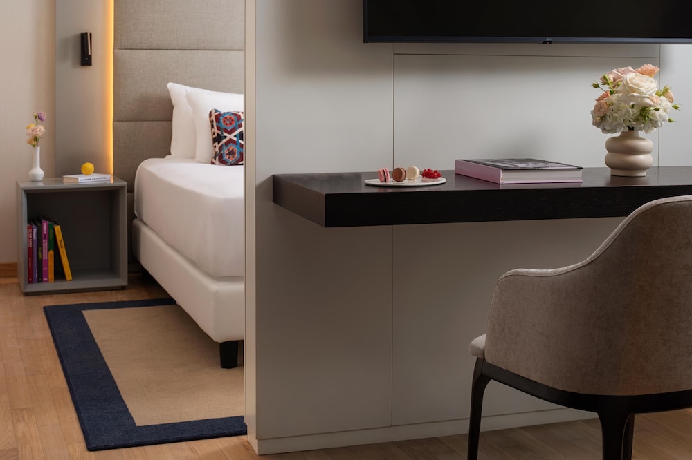 Junior Suite, Balcony (Extra Bed 3 Adults) - Photo 9