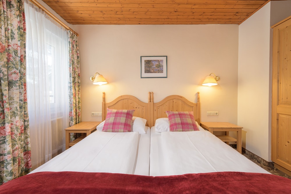 Grand Suite, 1 Bedroom, Balcony, Mountain View (Typ 1A Cleaning fee 75€) photo 1