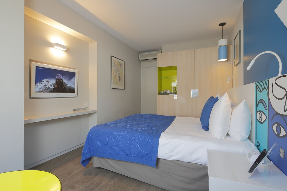 Double Room, Balcony, Garden View - Photo 4