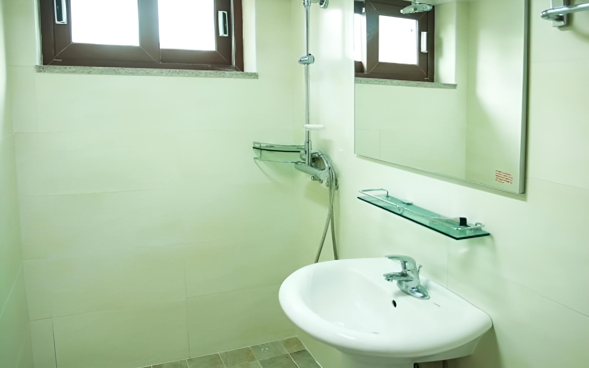 Room (A203 (Duplex)) - Photo 5